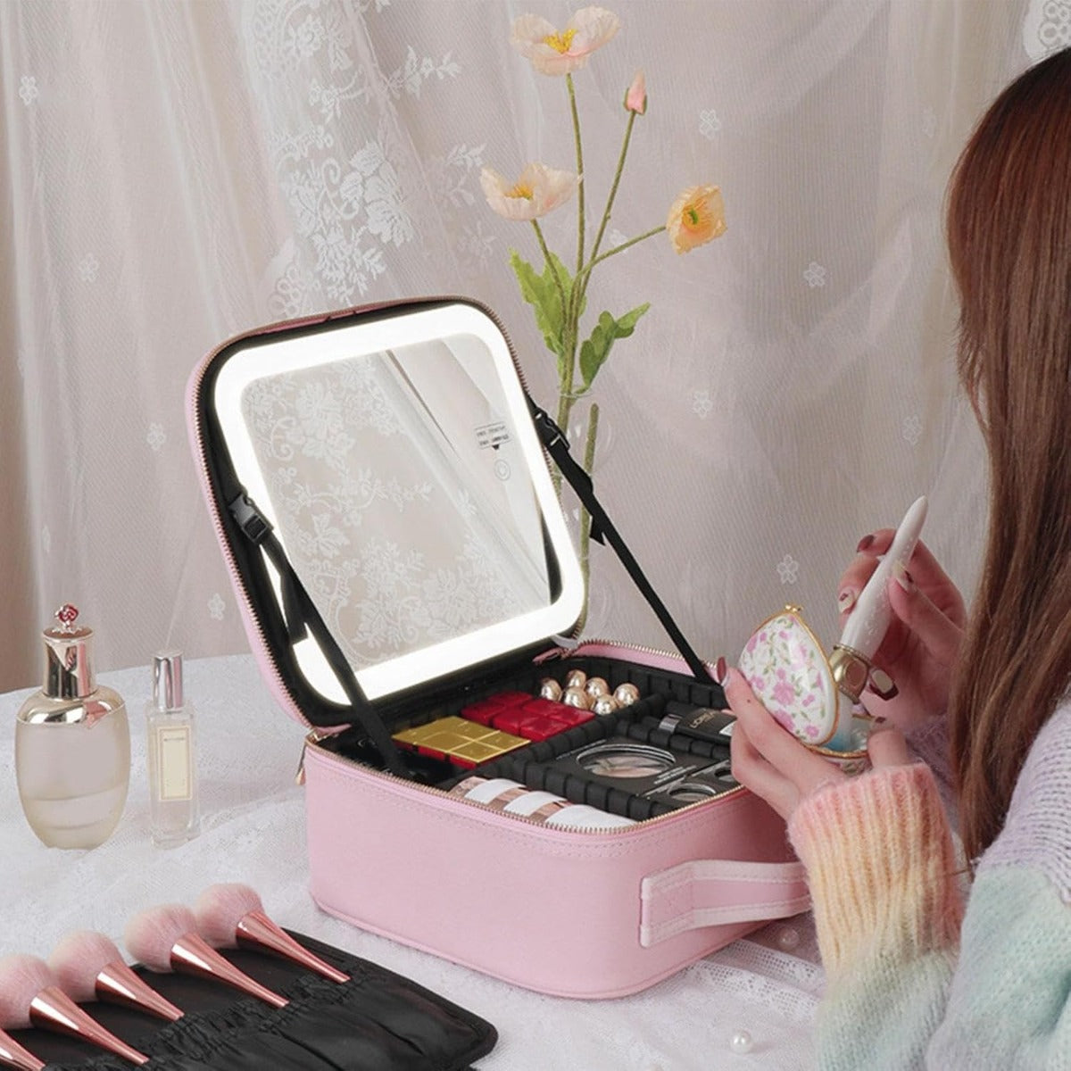 LED Lighted Mirror Makeup Bag - Travel Case with 3 Color Settings, Stylish and Functional